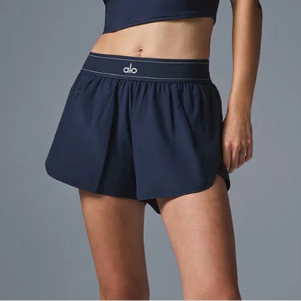 ALO Yoga Women's Dark Blue Athletic Shorts